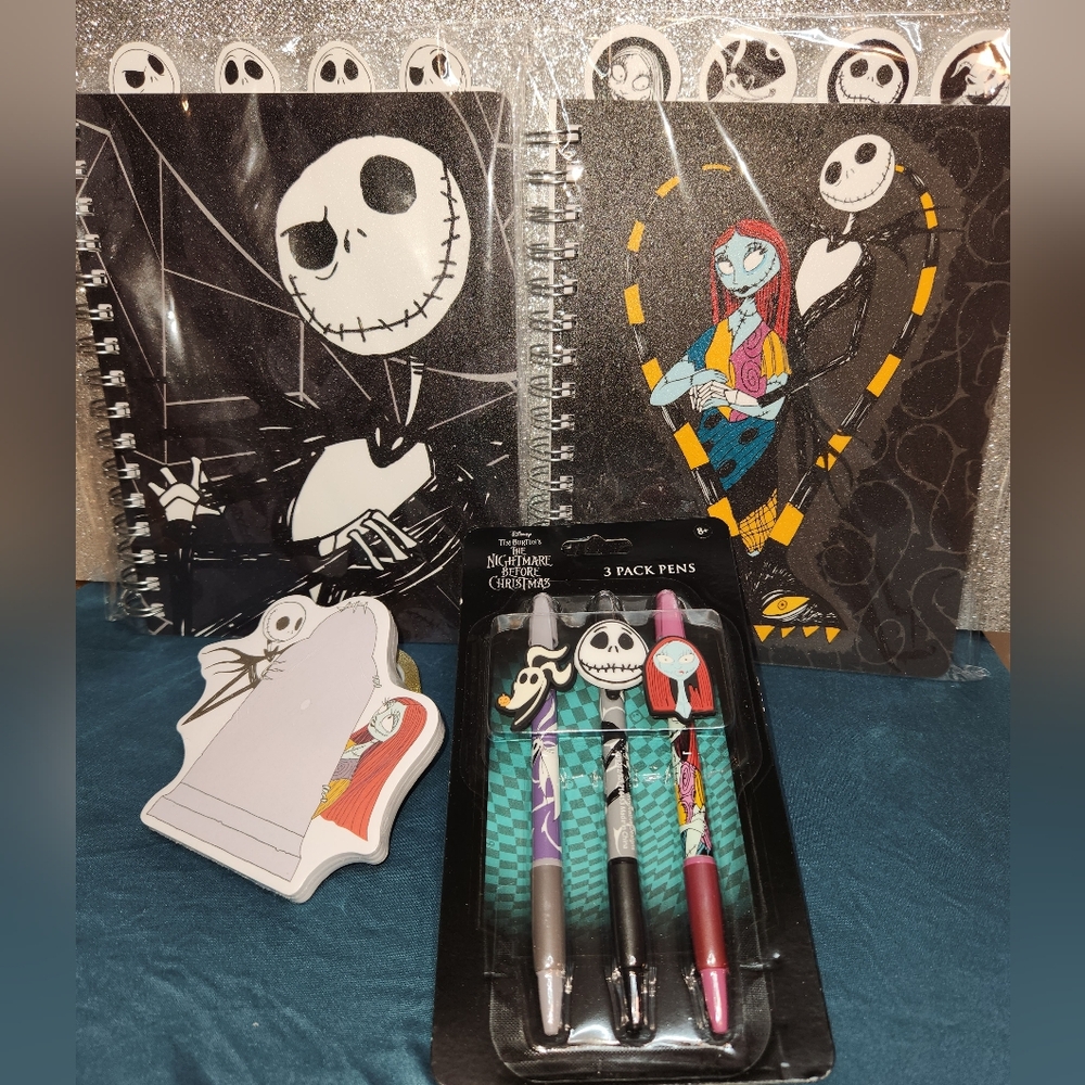 Disney's Nightmare Before Christmas Notebooks & Pen Set NWT/NIP